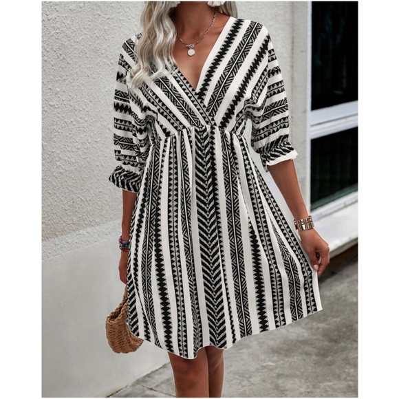 Boho Stripes Puff Sleeve Mini Dress - Picture 4 of 6